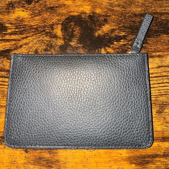 Tory Burch - Walker Leather Top Zip Card Case (Gently Used) - Picture 3 of 8